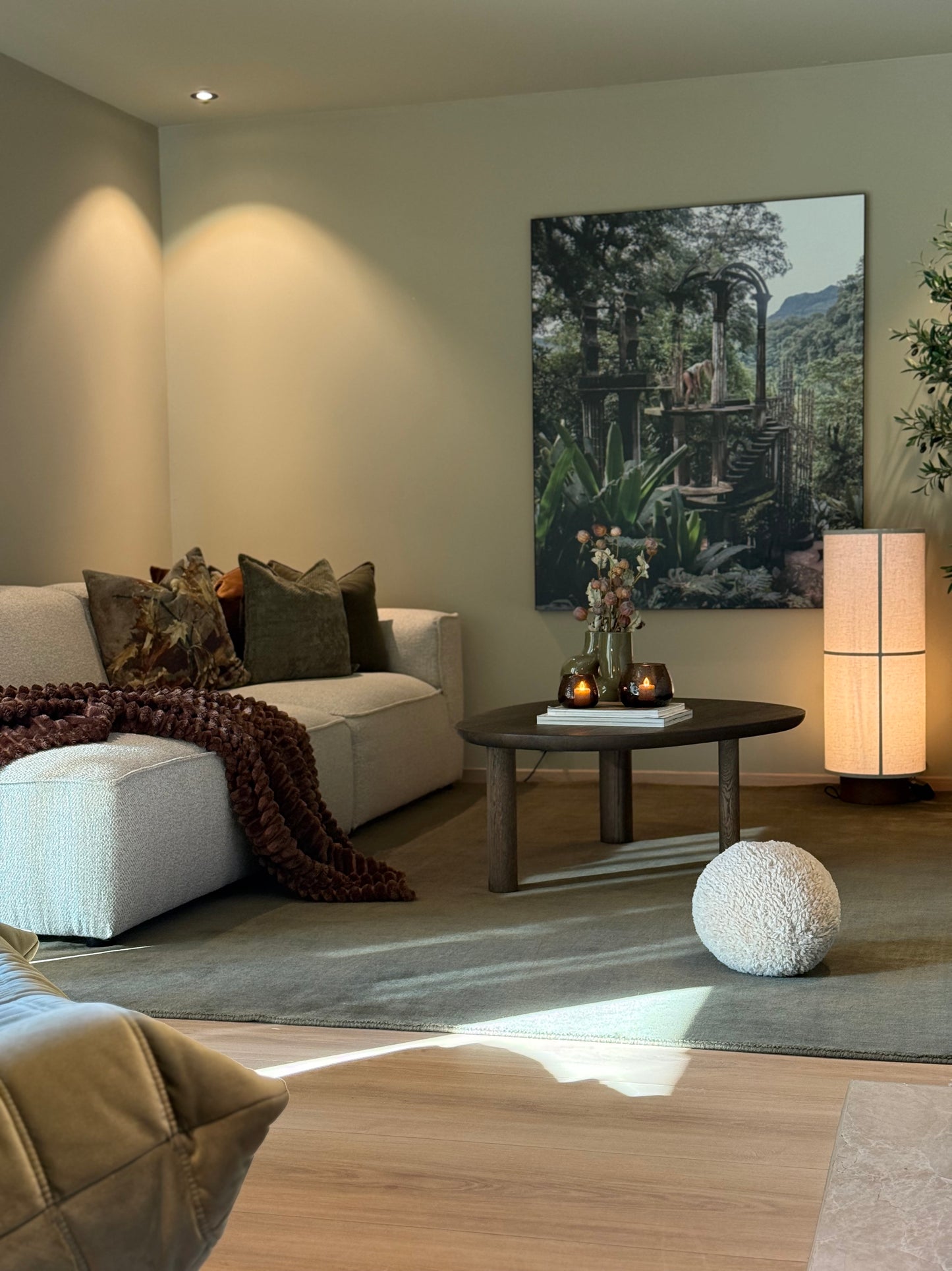 QUIET LUXURY SOLID WOOL - OLIVE