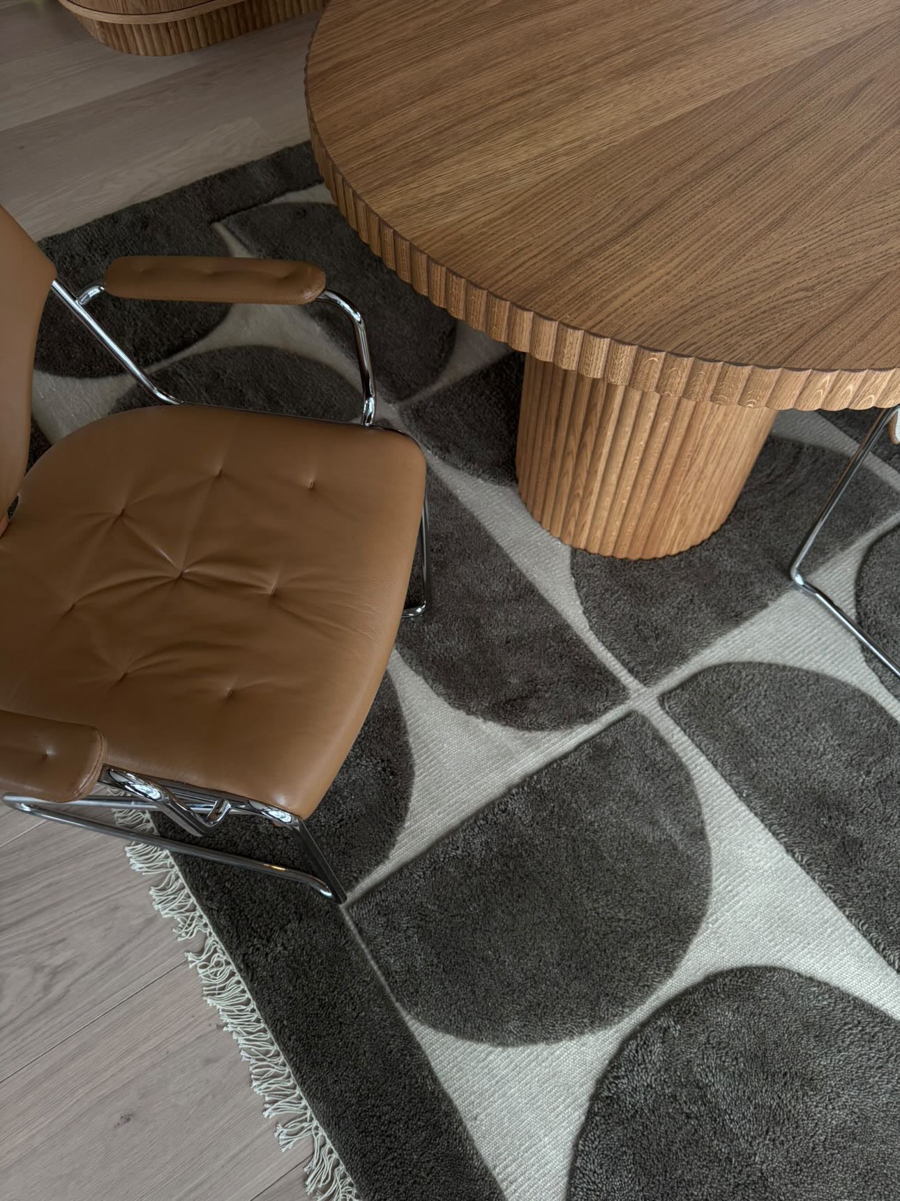 RAEZ 03  Wool Rug - Handknotted New Zealand Wool