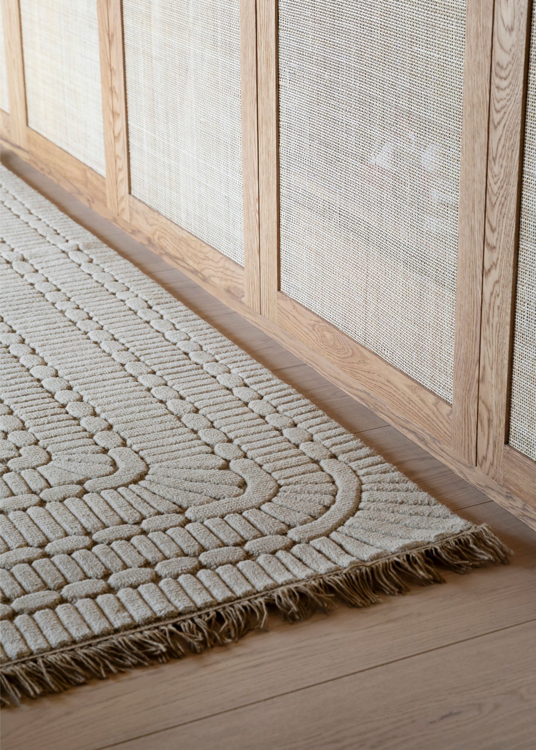 Zuleikha 03 Wool Rug Beige & Brown | Handknotted Wool rug
