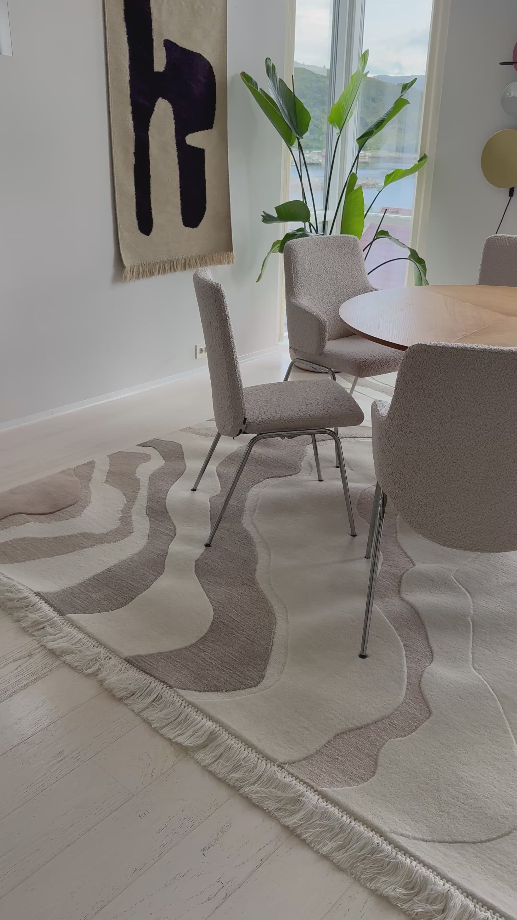 Zuleikha 02 Offwhite Rug | Hand-tufted Wool rug with Abstract Design